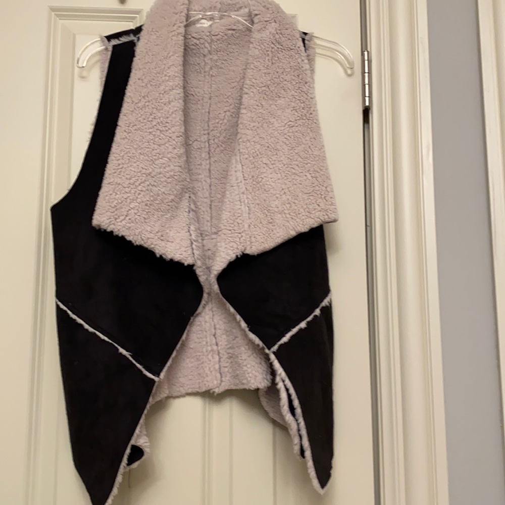 Soft Sherpa Vest Size Small